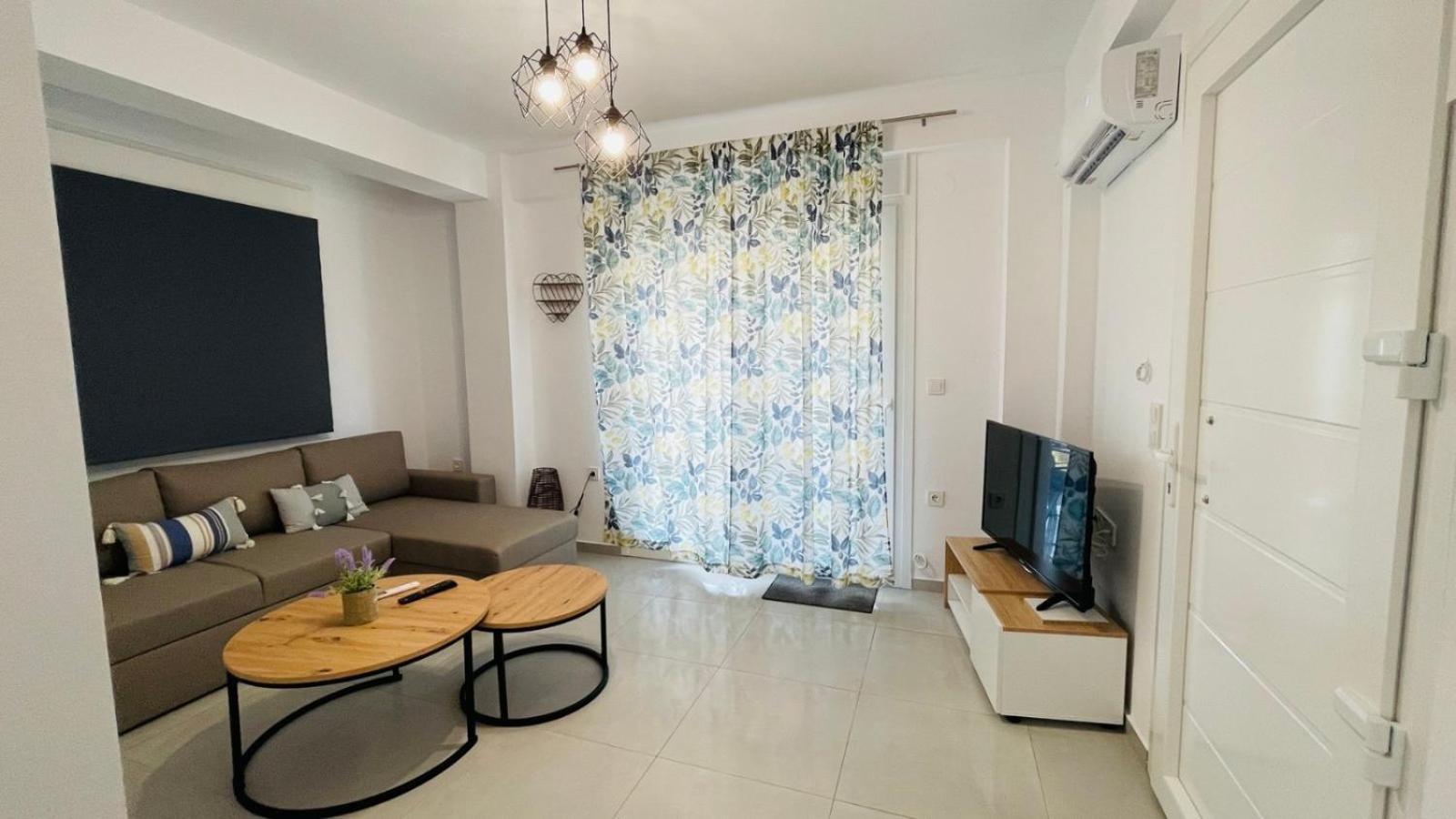Athina Apartment Ofrínion Exterior photo